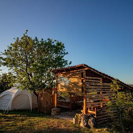 Farm Camping Promaja